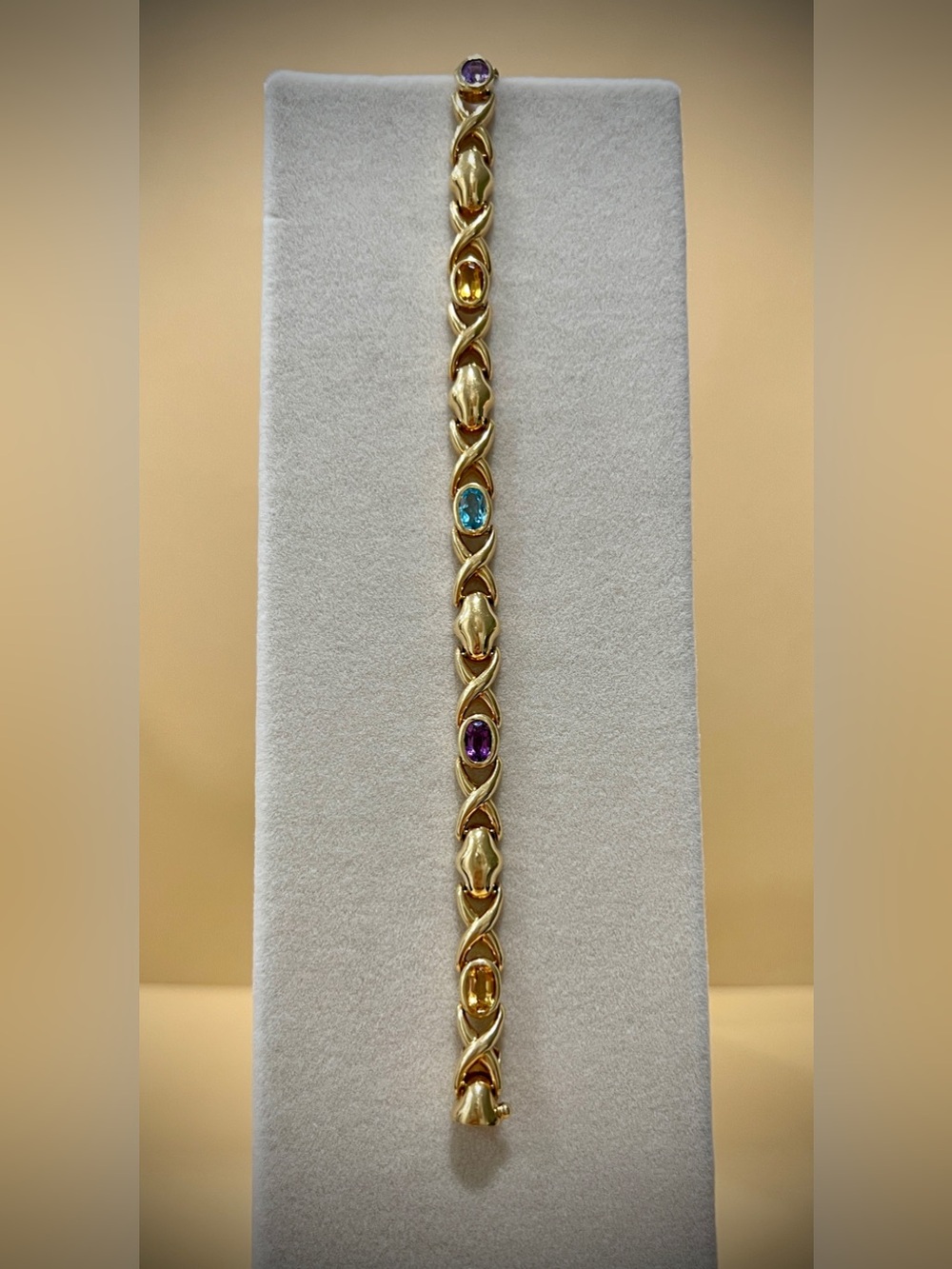 18K Gold Vintage “XO” Infinity bracelet, Italy, 8in, 15g, Bevel set gemstones - Picture 5 of 11